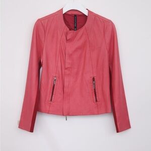 Womens Jacket 100% Lamb leather  Jade E. color Coral  size MD juniors
